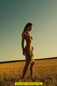 Noah Steenbruggen Gets Nude Outdoors - 11
