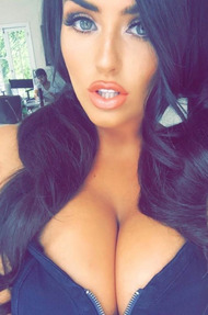 Abigail Ratchford Is A Busty Famous Babe - 03