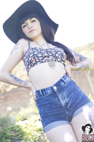 Almendra Sexy Tattooed Girl - 07