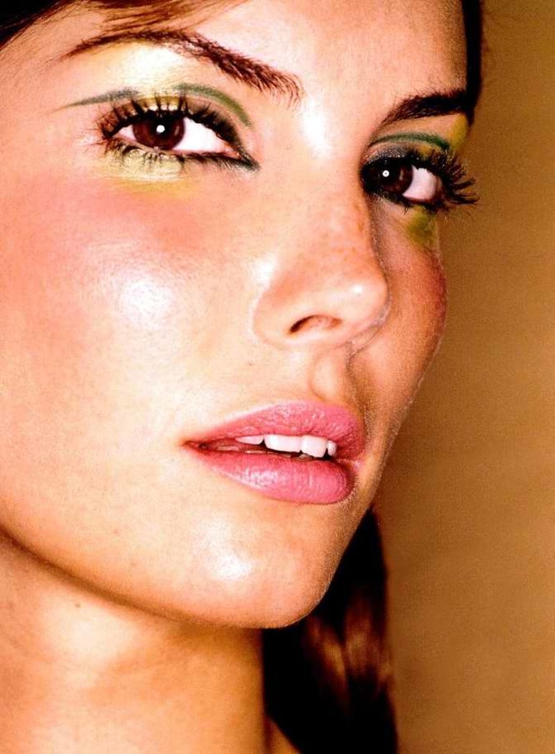 Hot Celebrity Eugenia Silva - 