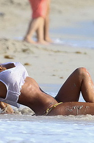 Jennifer Nicole Lee Beach - 09