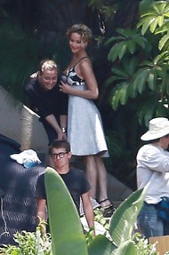 Beautiful Actress Jennifer Lawrence - 06
