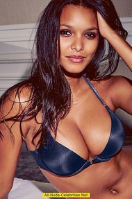 Lais Ribeiro Busty Latina Model - 00