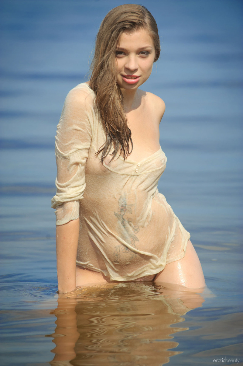Sexy Russian Teen Strips On The Beach - 