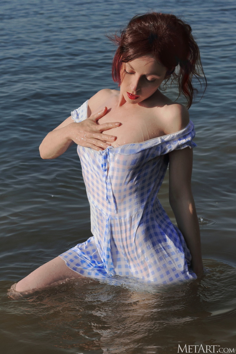 Wet Dress - 