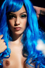 Melanie Rios blue hair - 01