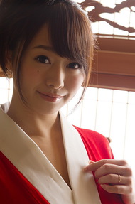Busty Japanese Marina Shiraishi - 10