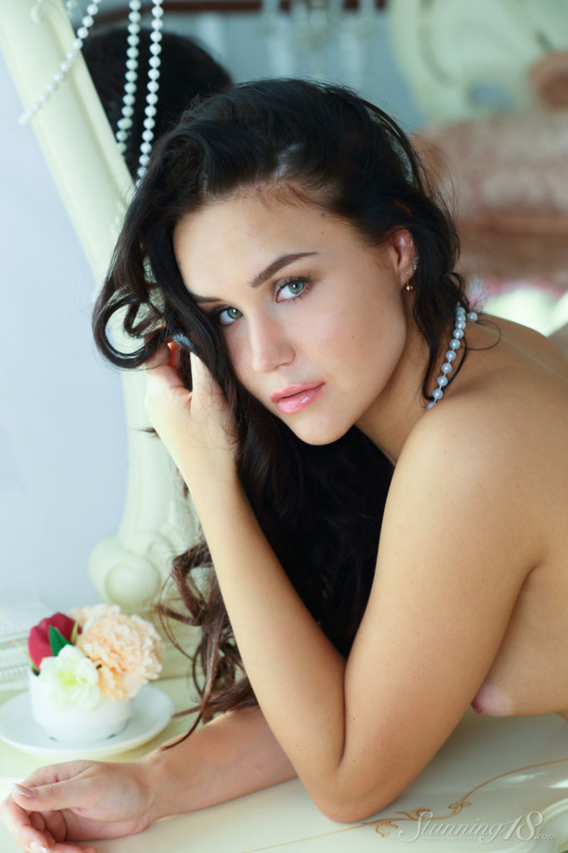 Glamour Babe Susan Strips - 