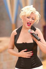 Christina Aquilera celeb  photo gallery - 08