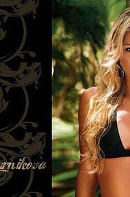 kournikova showing great body in different outfits - 01