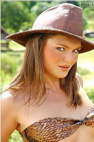 Eliza Keagan Big Cowtits - 00