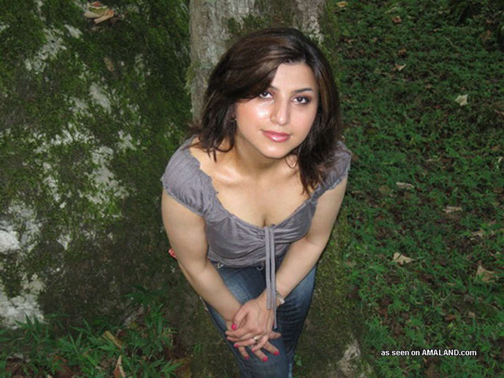 Black Haired Amateur Latina Babes - 